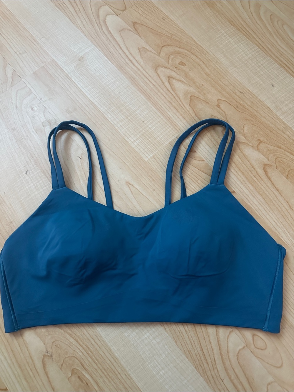 Lululemon like a cloud bra * light support b/c cup  color mint